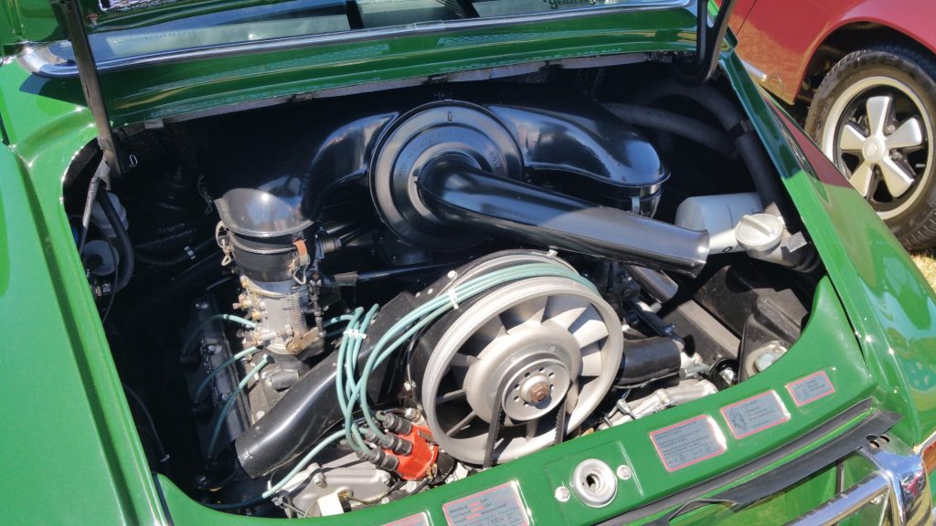 1965 Porsche 911 engine