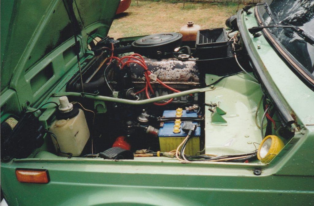1986 Lada Niva engine bay