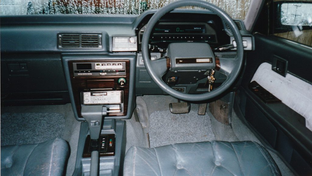 1986 Toyota Cressida 2.8 interior
