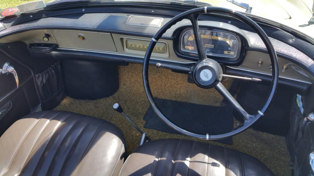 1964 Renault Caravelle dashboard
