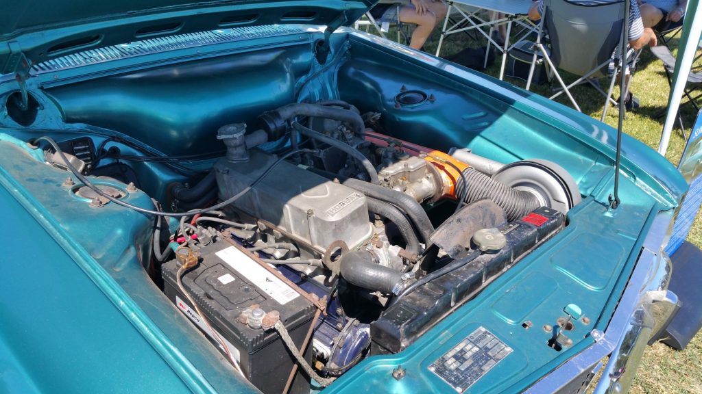 1968 Sunbeam Rapier engine